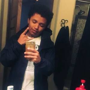 Meet your Posher, Leander